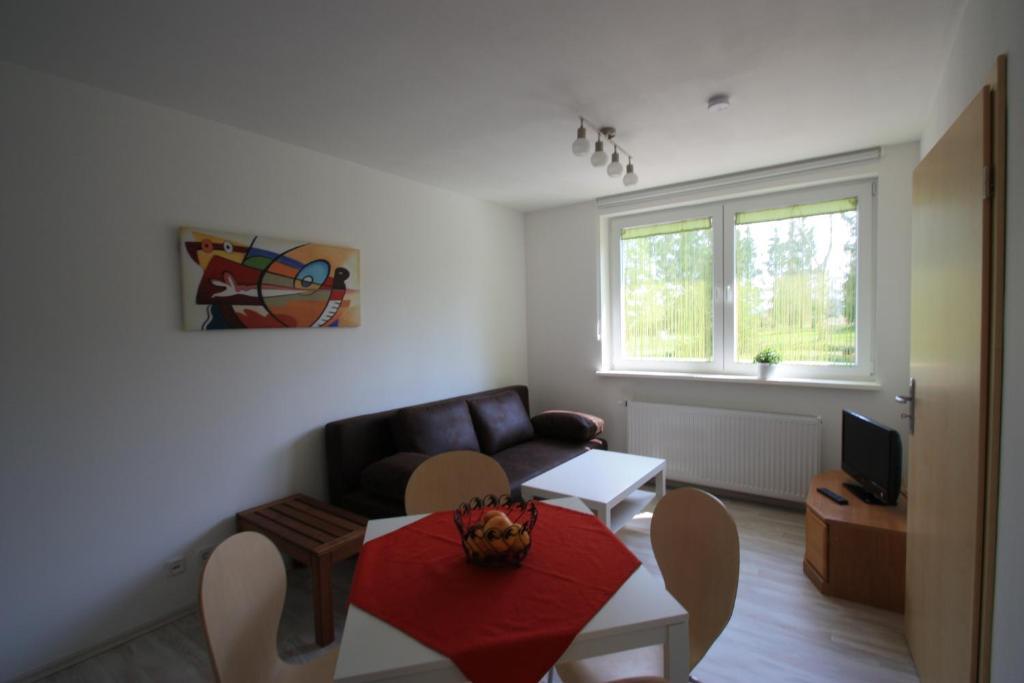 Pension Vorm Darss Hirschburg Стая снимка